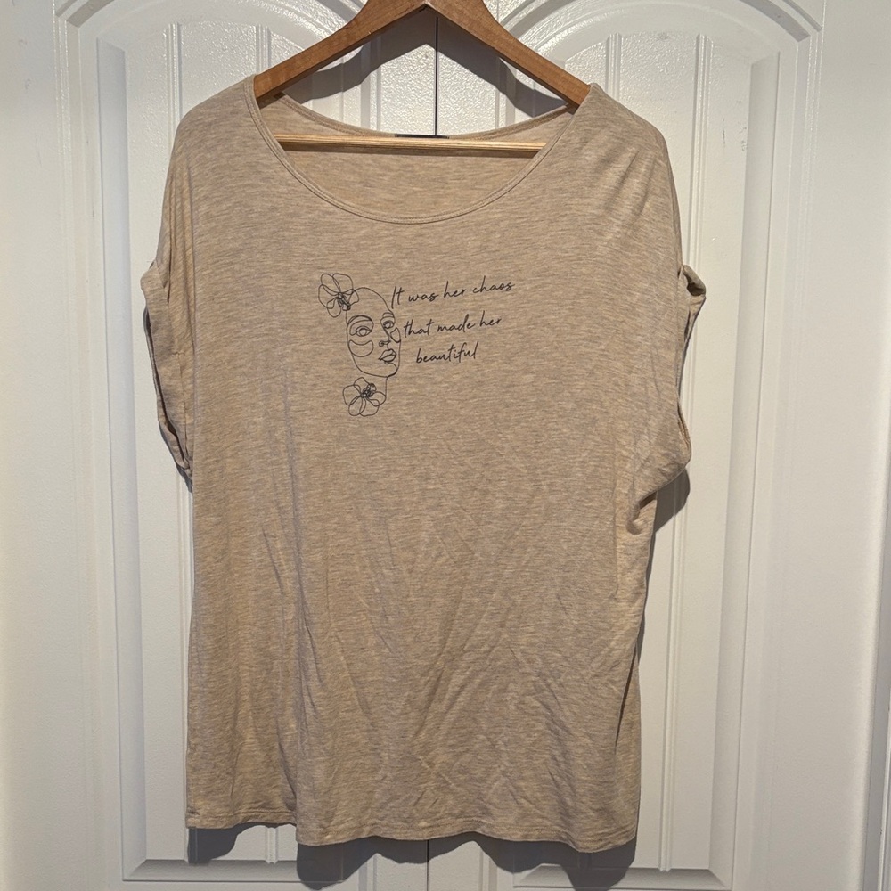 House of Tory Beige Graphic Tee - Picture 1 of 5